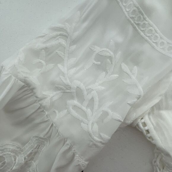 Soft Surroundings PM Petite Arlette Blouse Crochet Lace Embroidered Bell Sleeve - Picture 9 of 16